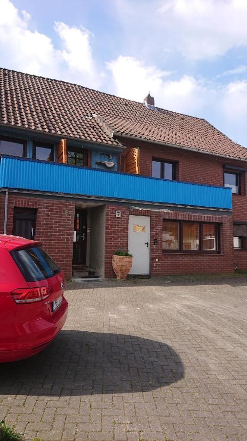 Kleine Gemuetliche Ferienwohnung Im Fachwerkstil Wolfsburg Exterior foto